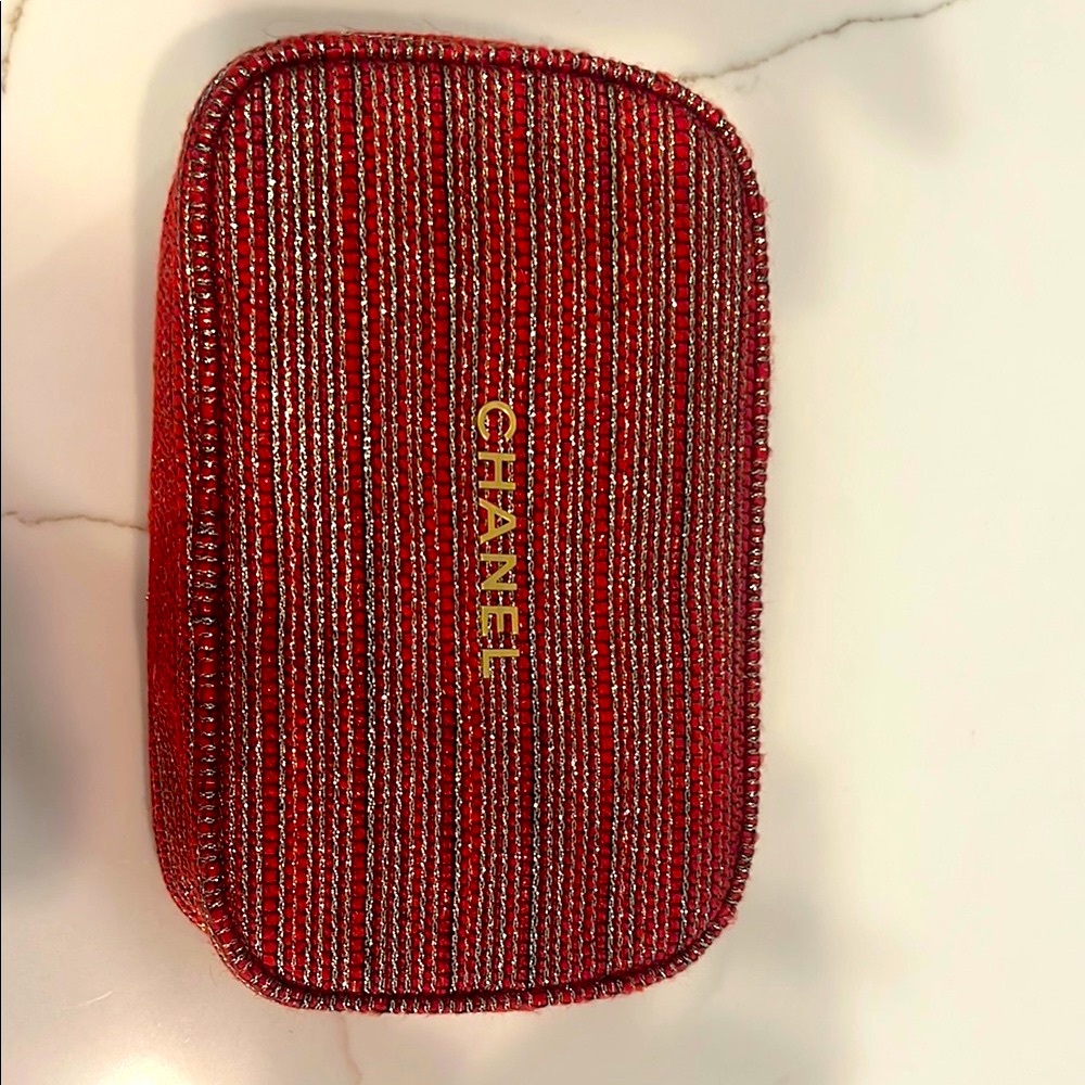 CHANEL Red Makeup Bag New